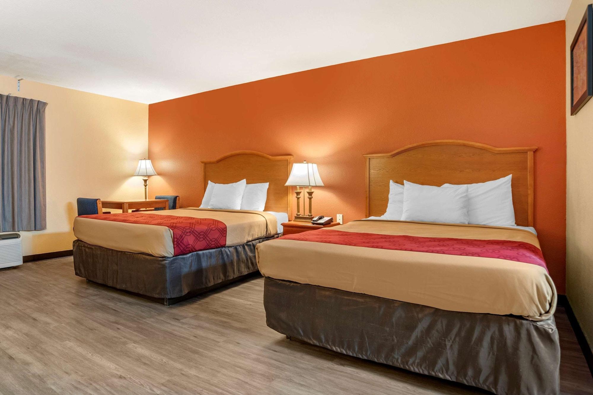 Econo Lodge Inn & Suites Evergreen Zewnętrze zdjęcie
