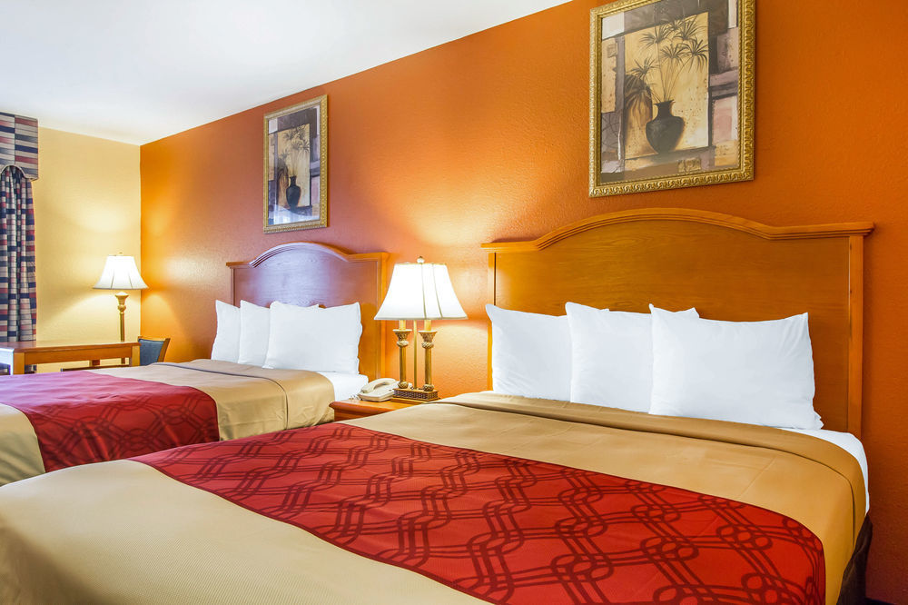 Econo Lodge Inn & Suites Evergreen Zewnętrze zdjęcie