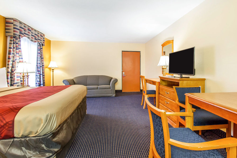 Econo Lodge Inn & Suites Evergreen Zewnętrze zdjęcie